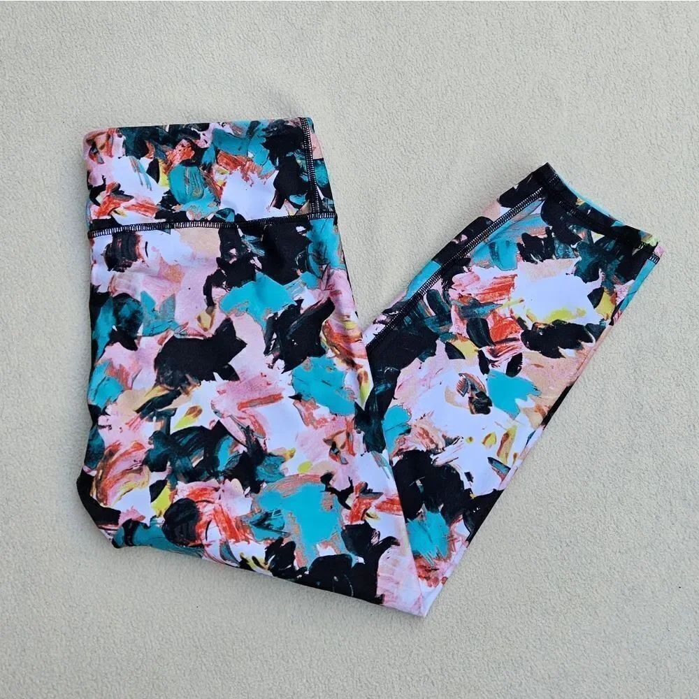 Fabletics Floral Mid Rise Capri Leggings - Picture 2 of 12